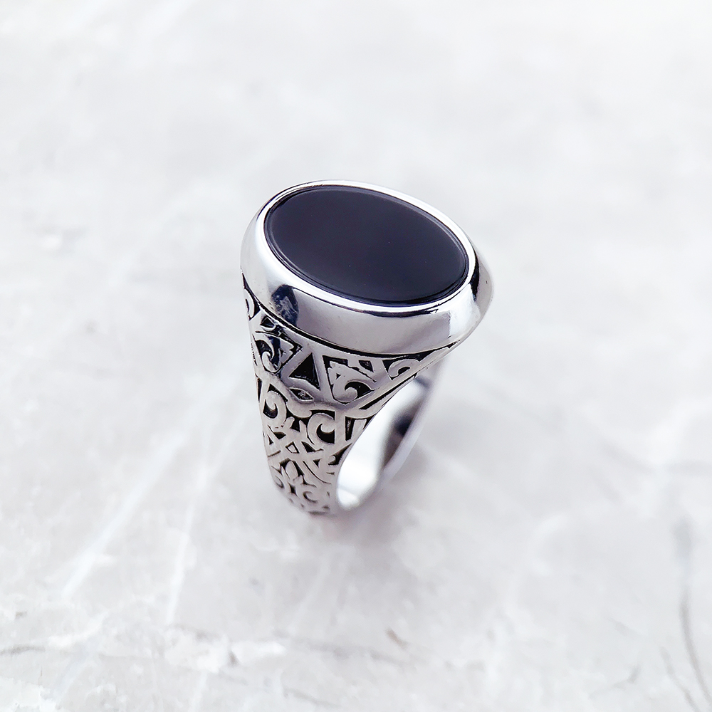 Black Oval Signet Ring Europe  - Signet Ring Men review and price