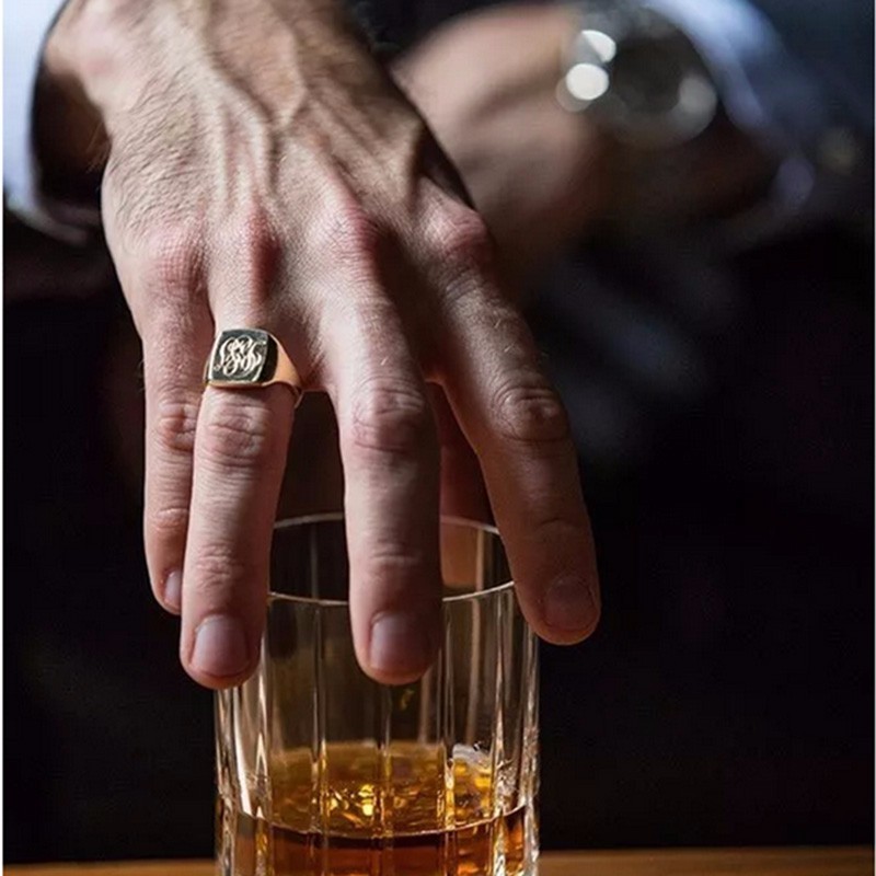 Vnox Free Personalized Stamp R - Signet Ring Men review and price